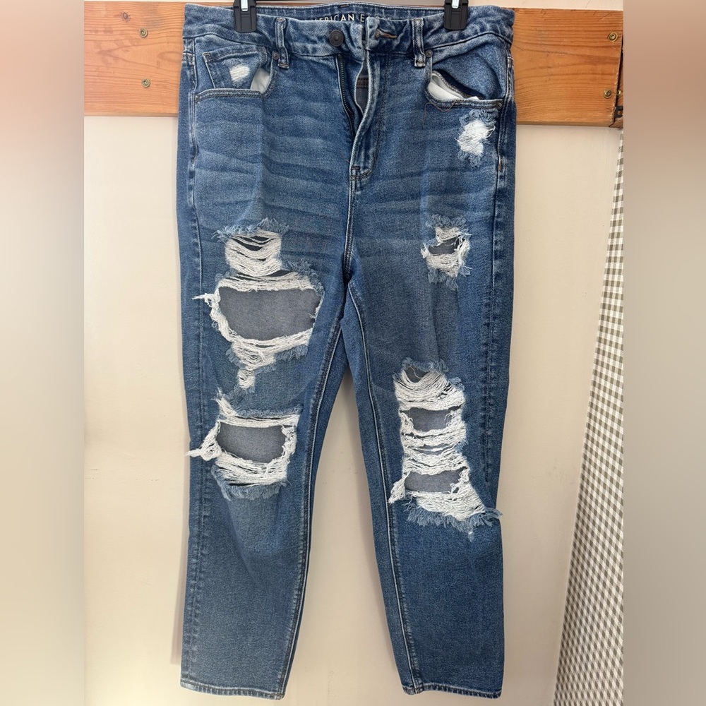 AE curvy mom jean